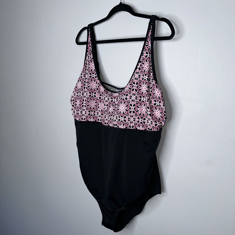 Swim 365 Women’s Geometric Print One Piece Swimsuit Black Soft Cups Size 24W - Picture 2 of 5